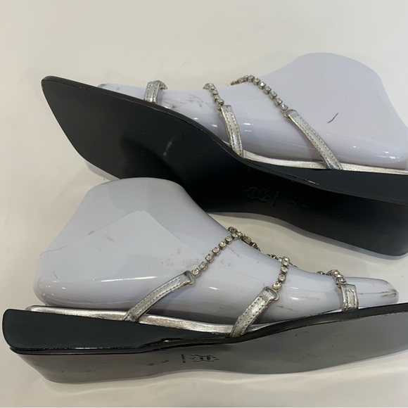 Sesto Meucci size 9 rhinestone sandals in stunning silver with unique heel - Picture 8 of 16